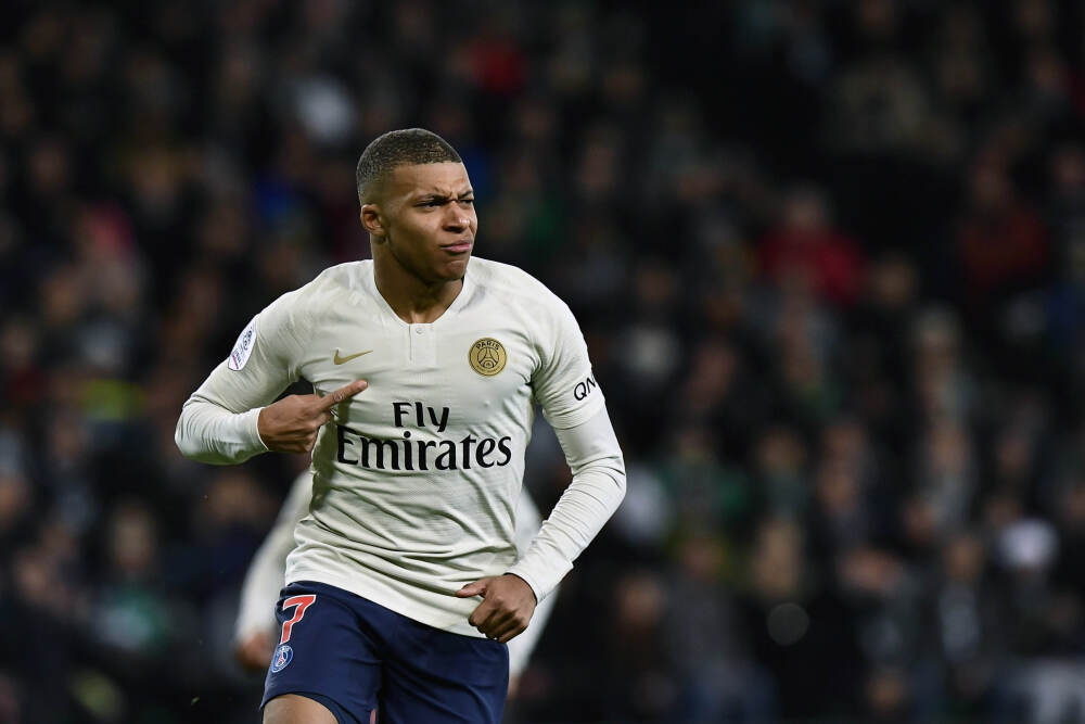 （经济观察）人民币汇率走强 多重因素交织